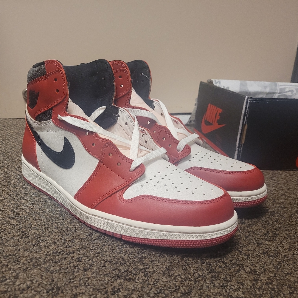 Nike - Air Jordan 1 - Retro - Lost and Found - Size 13 - New - Read Description